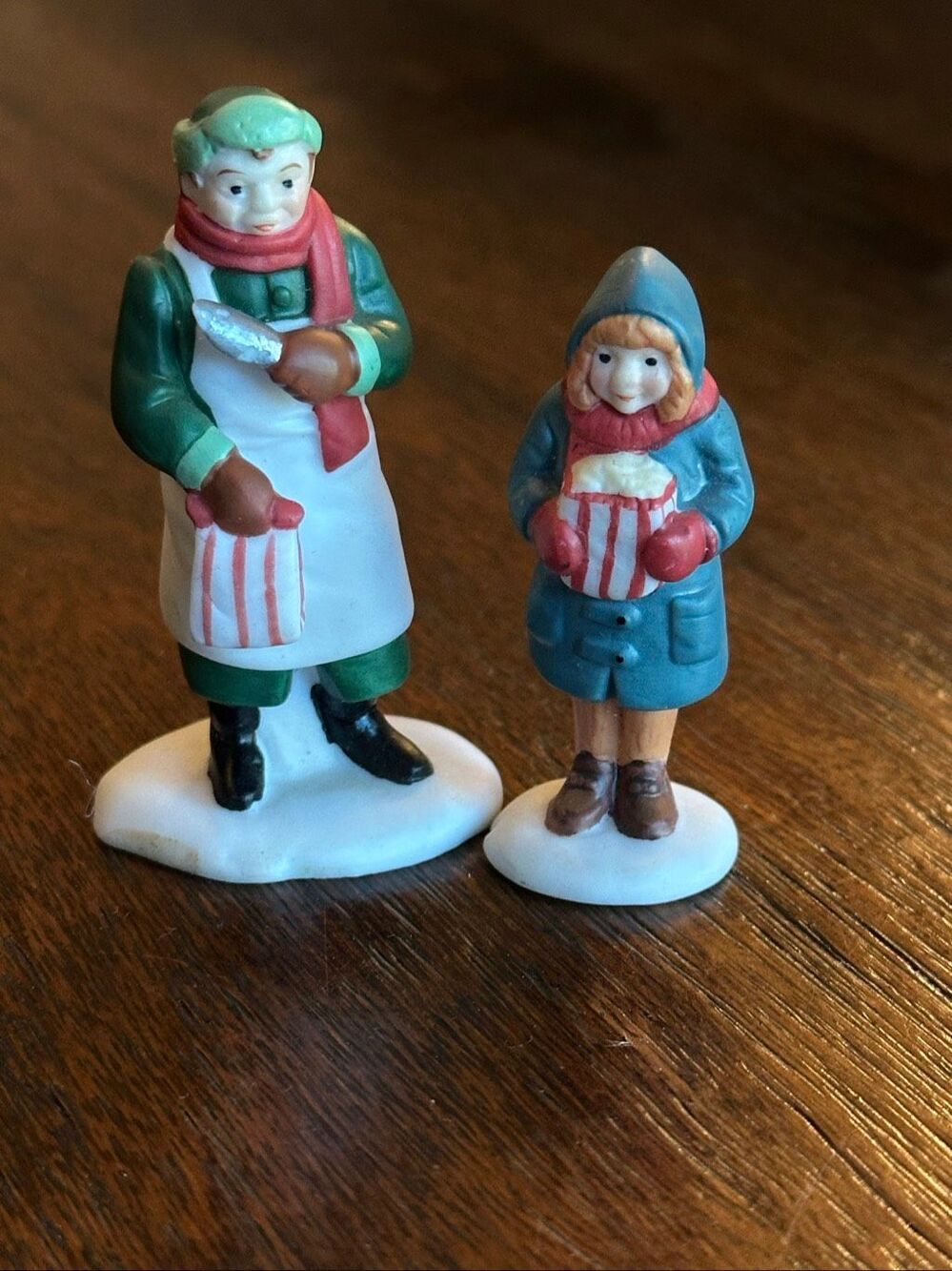 Department 56 figurines